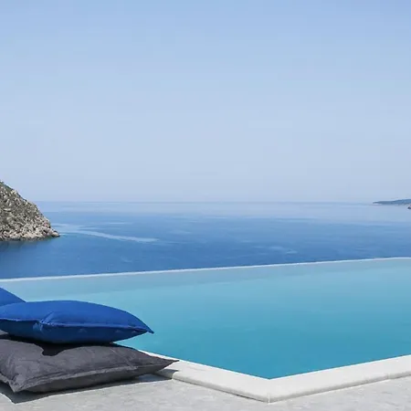 Villa Remarkable Kefalonia Yu Kanda 3 Bedrooms Seafront *